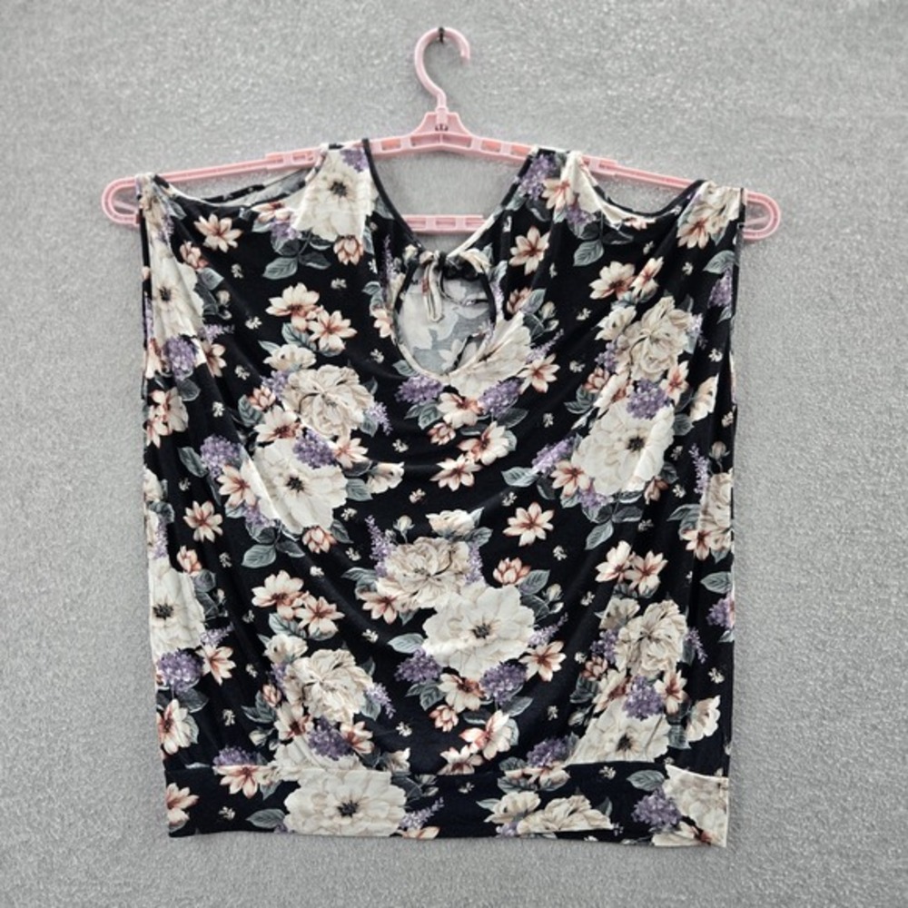Torrid Women Blouse 1 Black Floral Super Soft Knits Cold Shoulder